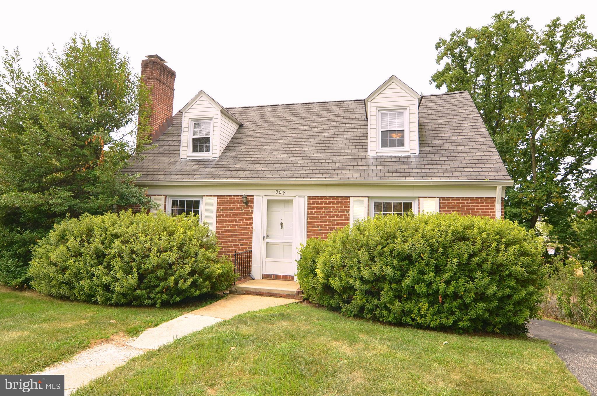 4 BR Brick Cape Cod with Garage