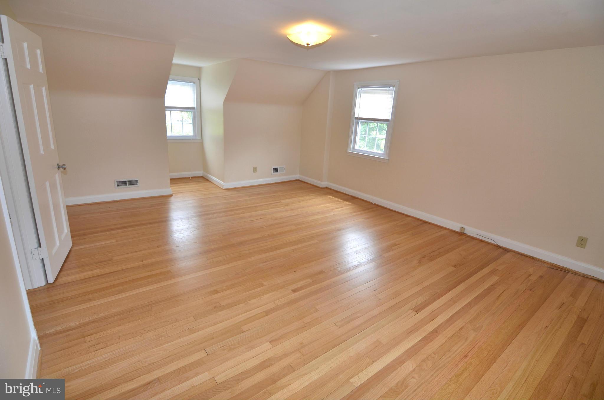 904 Locustvale Road Towson, MD 21204 - Photo 12 of 15 Spacious 22 x 13 Bedroom #2 Upper 1