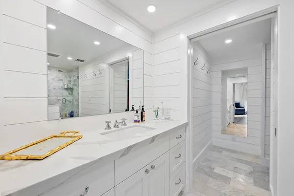 $1,100,000 | 70 Celestial Way, Unit 208, Juno Beach, FL 33408