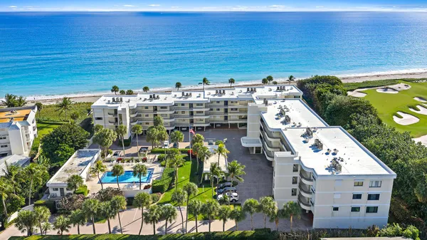 $1,100,000 | 70 Celestial Way, Unit 208, Juno Beach, FL 33408