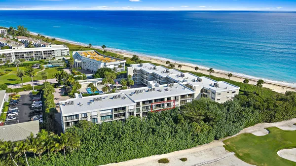 $1,100,000 | 70 Celestial Way, Unit 208, Juno Beach, FL 33408