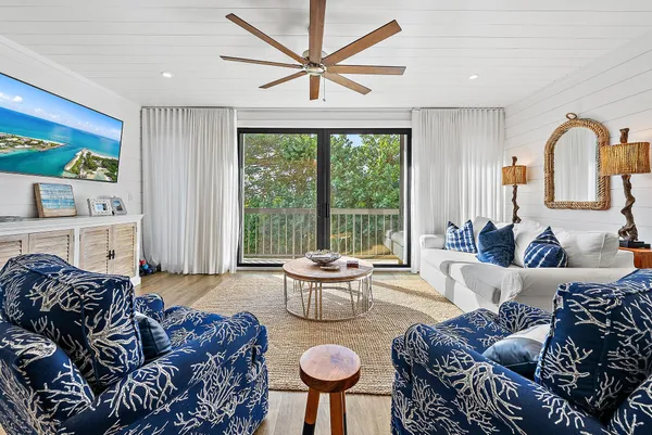 $1,100,000 | 70 Celestial Way, Unit 208, Juno Beach, FL 33408