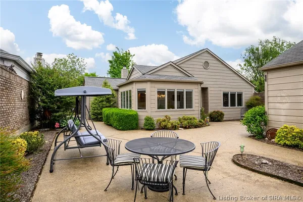 $335,000 | 13 Abby Chase, Jeffersonville, IN 47130
