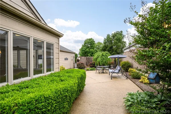 $335,000 | 13 Abby Chase, Jeffersonville, IN 47130