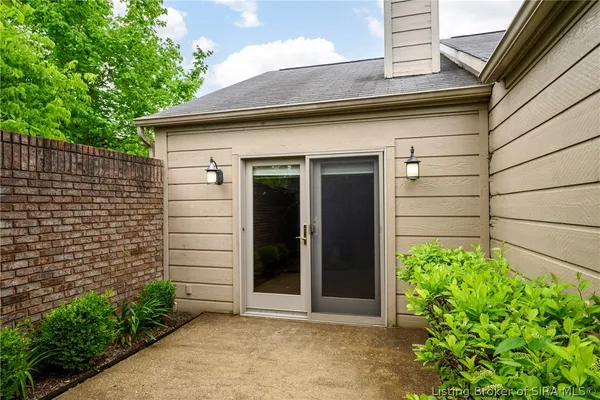 $335,000 | 13 Abby Chase, Jeffersonville, IN 47130