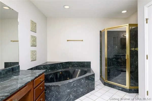 $335,000 | 13 Abby Chase, Jeffersonville, IN 47130
