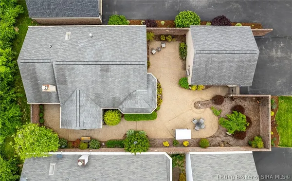 $335,000 | 13 Abby Chase, Jeffersonville, IN 47130