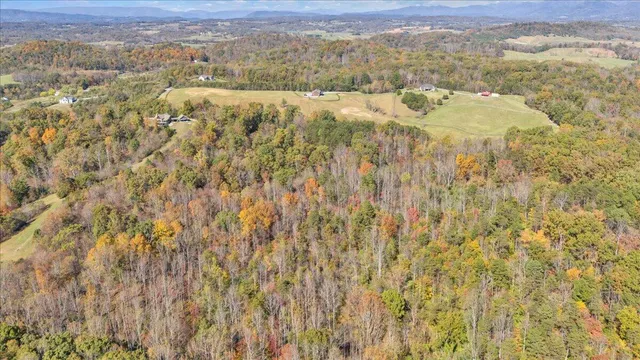$799,950 | 1180 Longfield Road, Fincastle, VA 24090