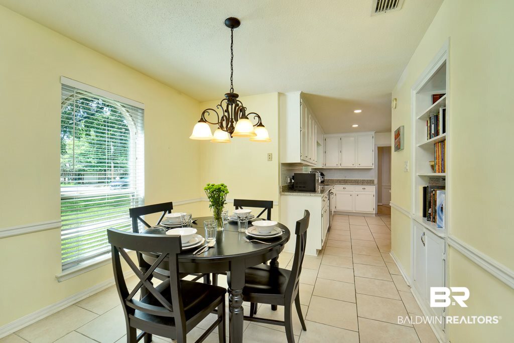 114 Spring Drive Fairhope, AL 36532 - Photo 12 of 23 Breakfast Area