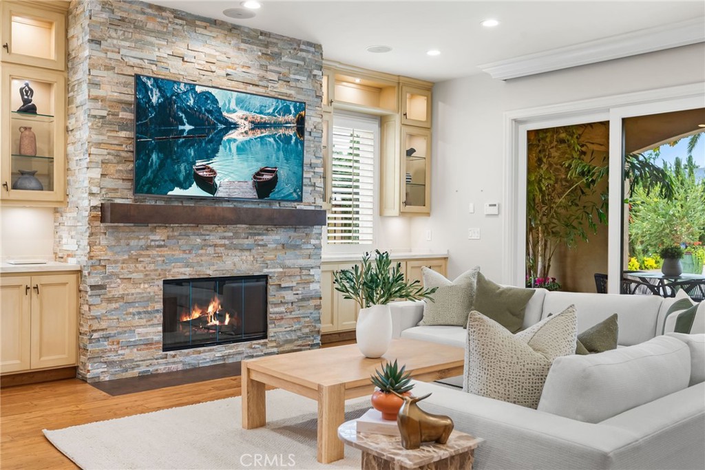 20382 Southwest Cypress Street Newport Beach, CA 92660 - Photo 18 of 44