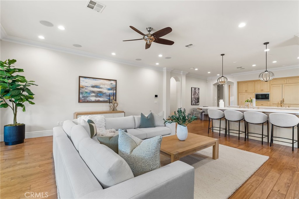 20382 Southwest Cypress Street Newport Beach, CA 92660 - Photo 23 of 44