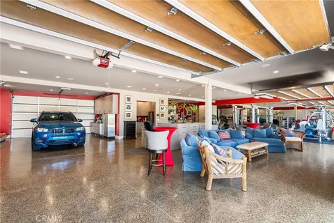 $6,800,000 | 20382 Southwest Cypress Street, Newport Beach, CA 92660