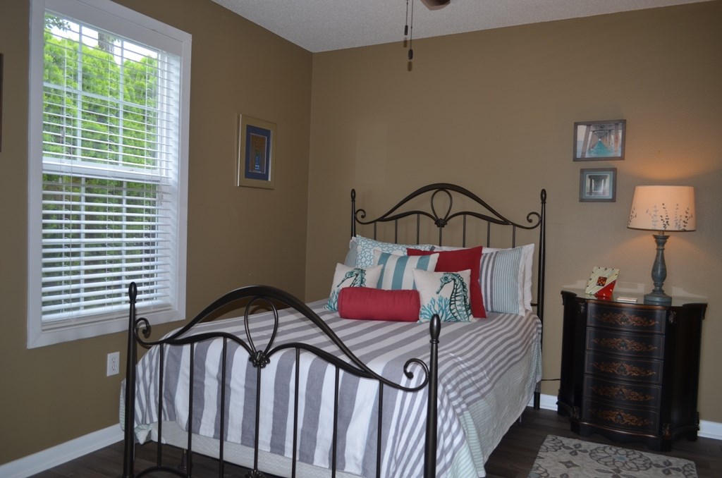 237 Defuniak Loop Lillian, AL 36549 - Photo 16 of 34