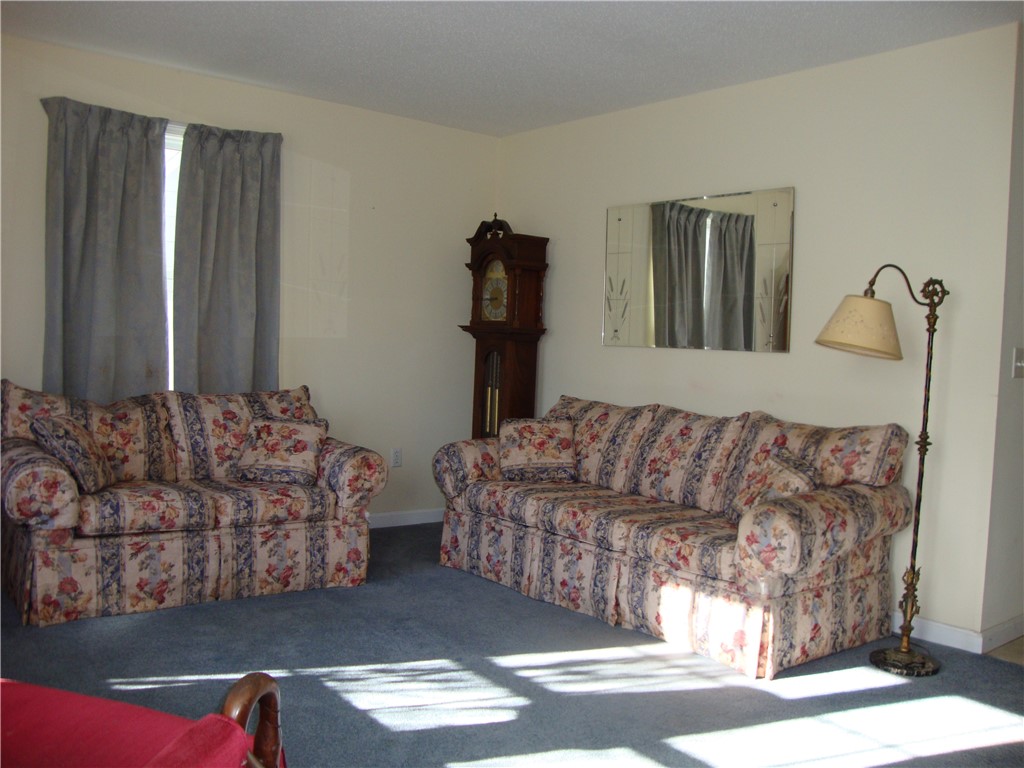 33 Cobblestone Lane Westerly, RI 02891 - Photo 18 of 23