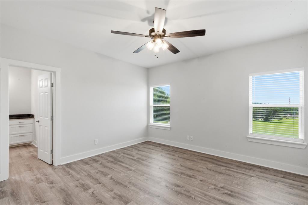 125 Ruidoso Way Mineral Wells, TX 76067 - Photo 13 of 36