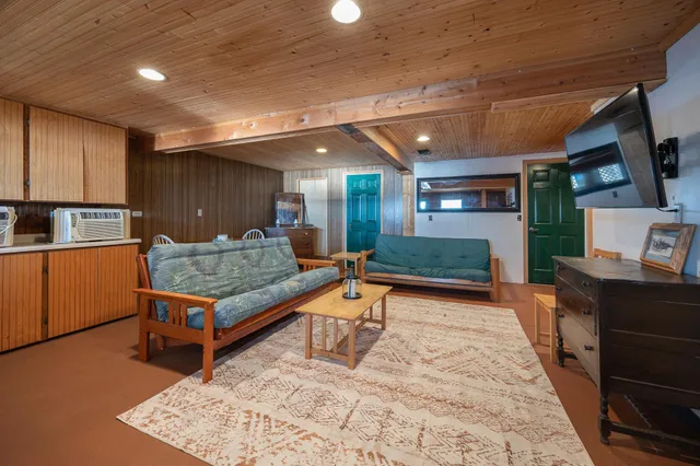 $395,000 | 875 County 11 Northwest, Hackensack, MN 56452