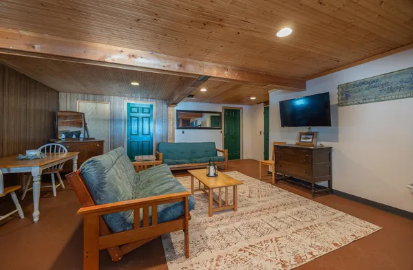 $395,000 | 875 County 11 Northwest, Hackensack, MN 56452