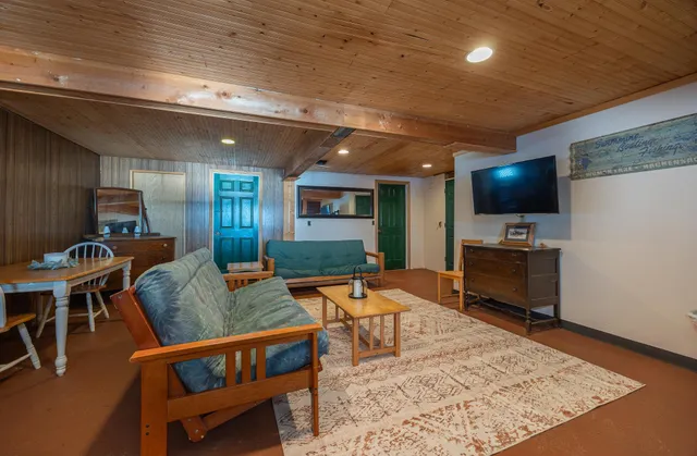 $395,000 | 875 County 11 Northwest, Hackensack, MN 56452