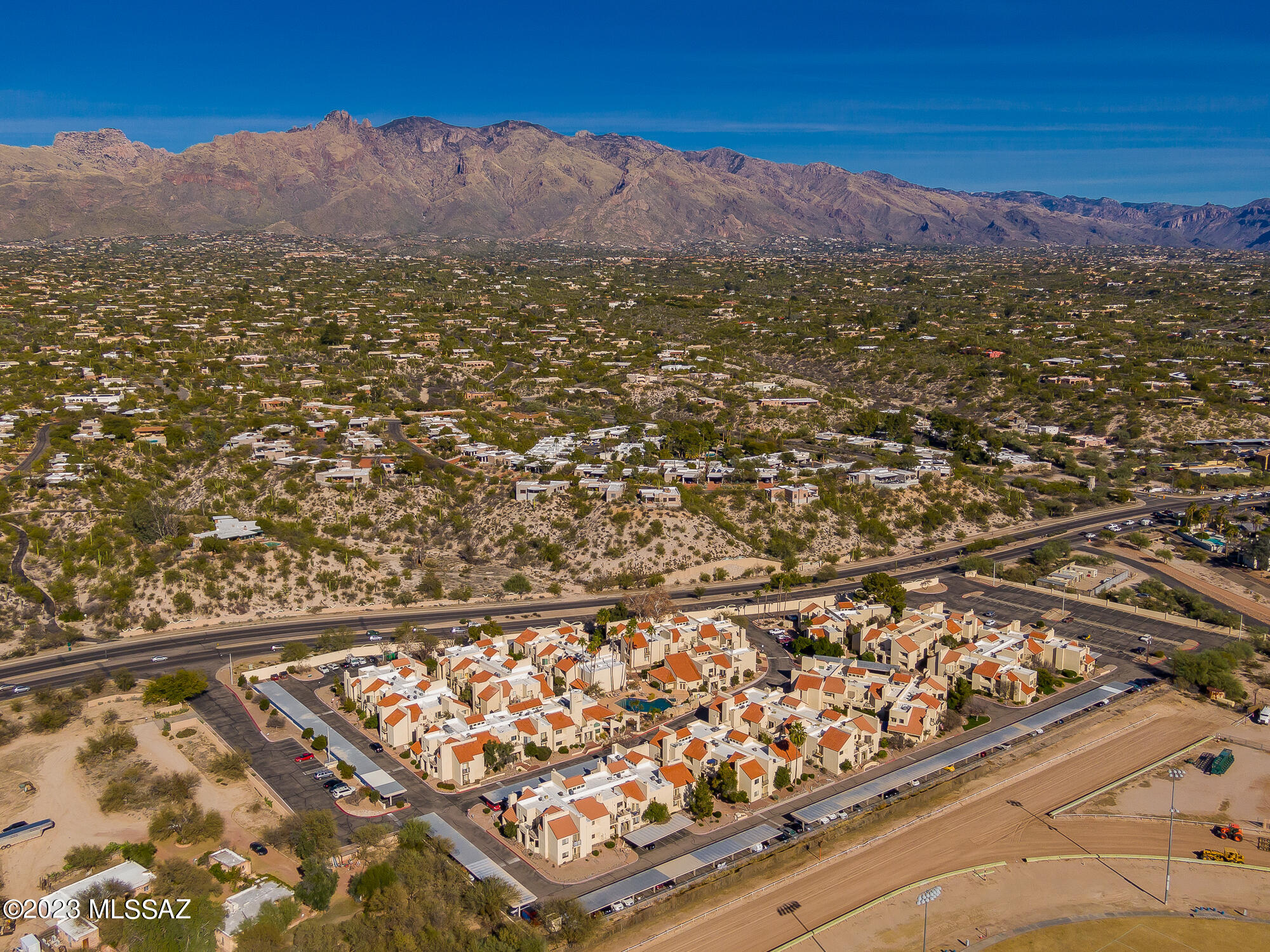 1200 East River Road, Unit E59 Tucson, AZ 85718 - Photo 33 of 34