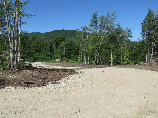 $87,500 | 13 Concord Pond Road, Bryant Pond, ME 04219