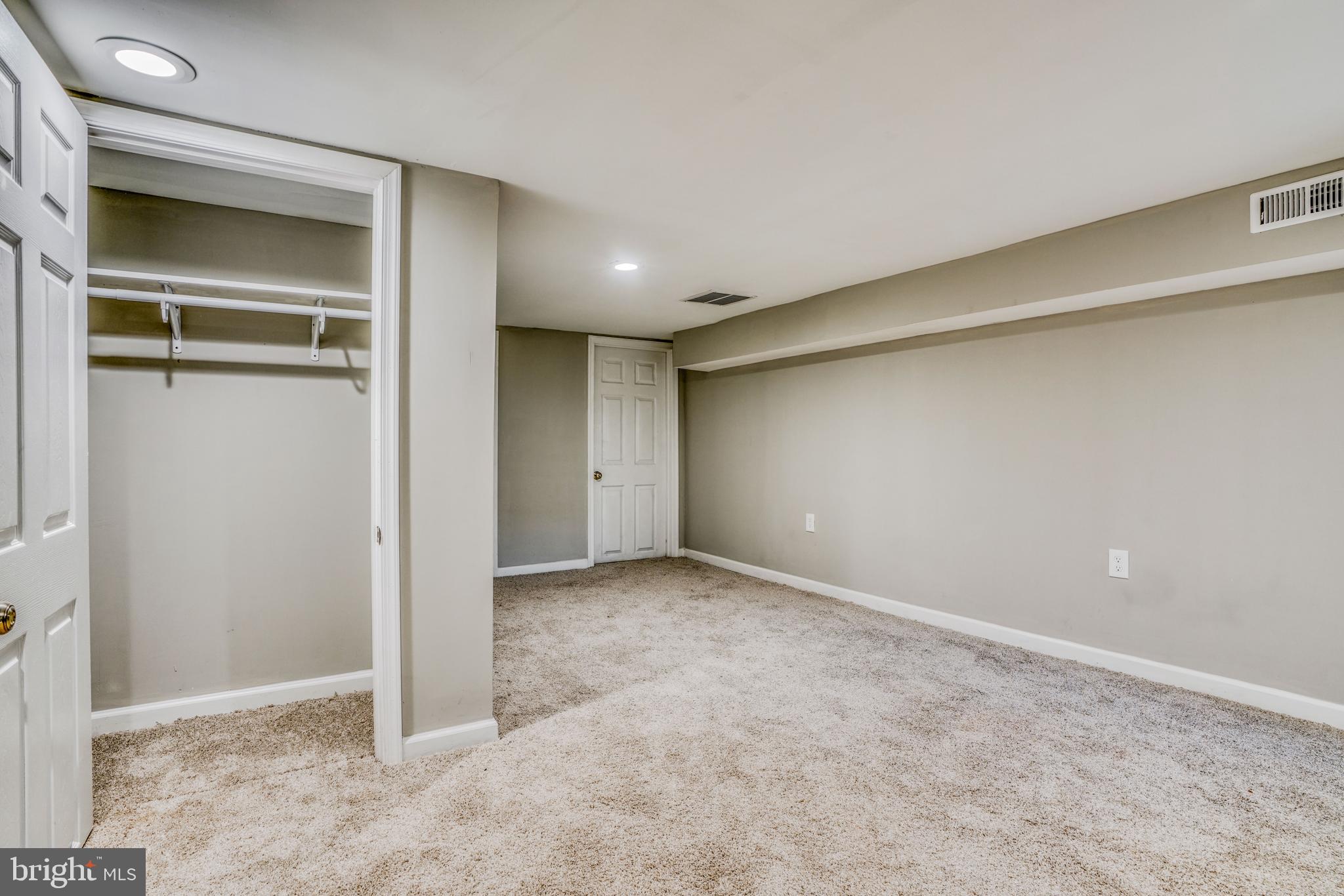5 South Tremont Road Baltimore, MD 21229 - Photo 26 of 50 Gallery Image 26