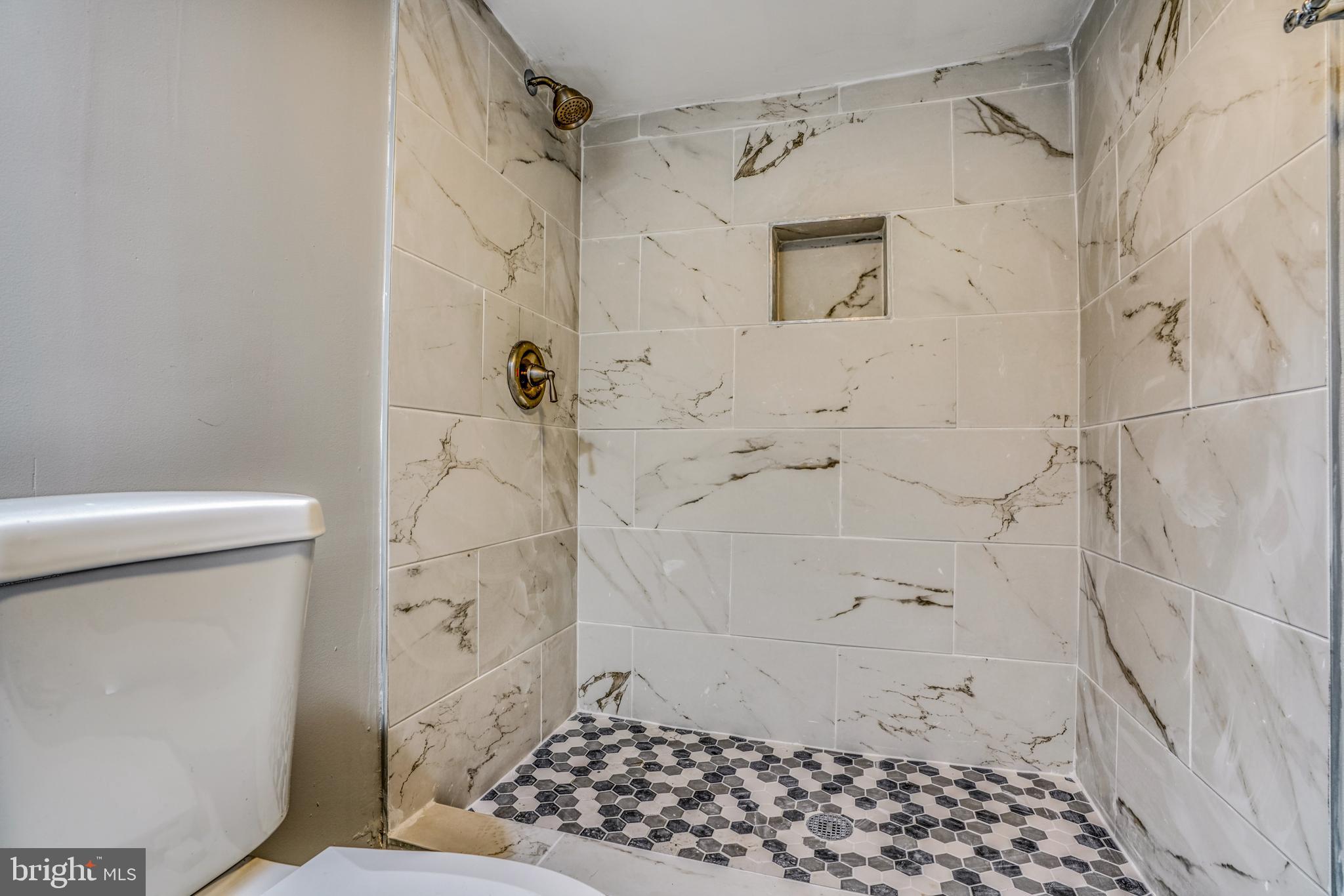 5 South Tremont Road Baltimore, MD 21229 - Photo 33 of 50 Gallery Image 33