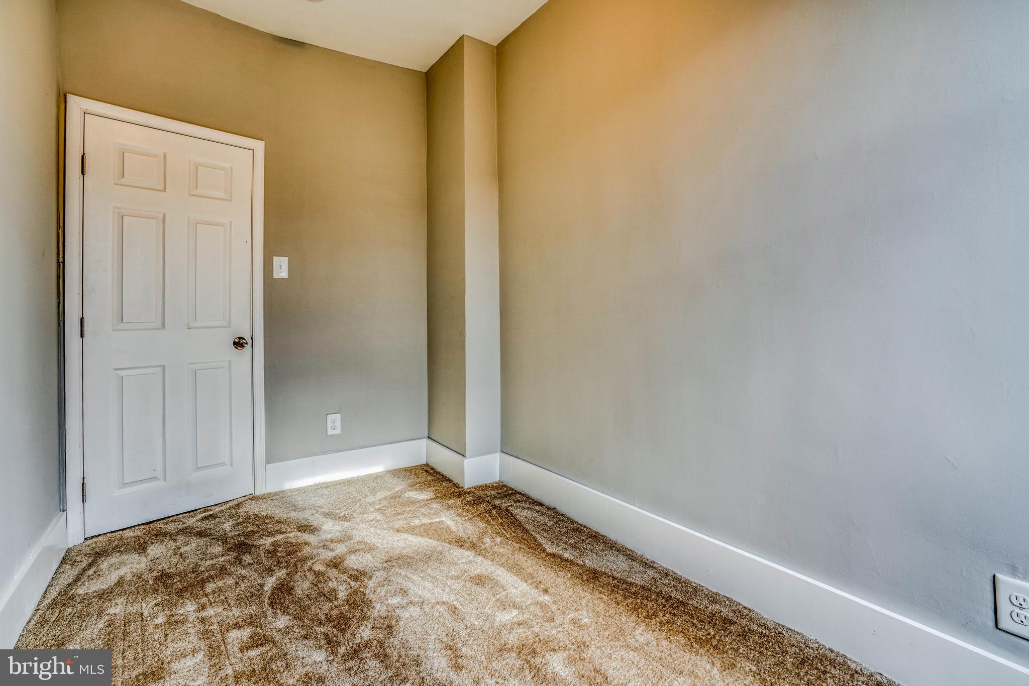 5 South Tremont Road Baltimore, MD 21229 - Photo 37 of 50 Gallery Image 37