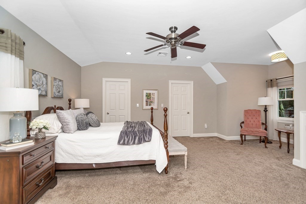 100 Van Norden Road Reading, MA 01867 - Photo 17 of 36 Gallery Image 17