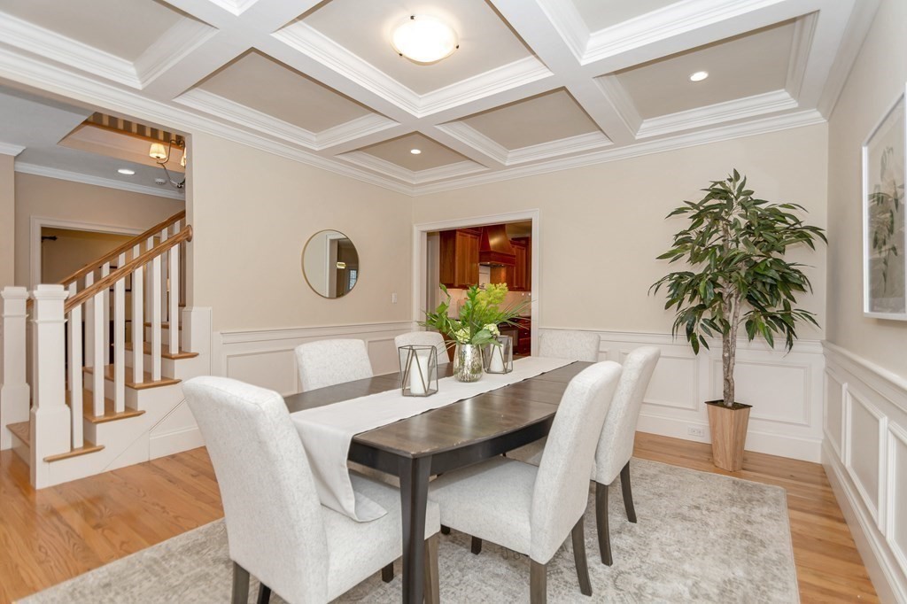 100 Van Norden Road Reading, MA 01867 - Photo 5 of 36 Gallery Image 5