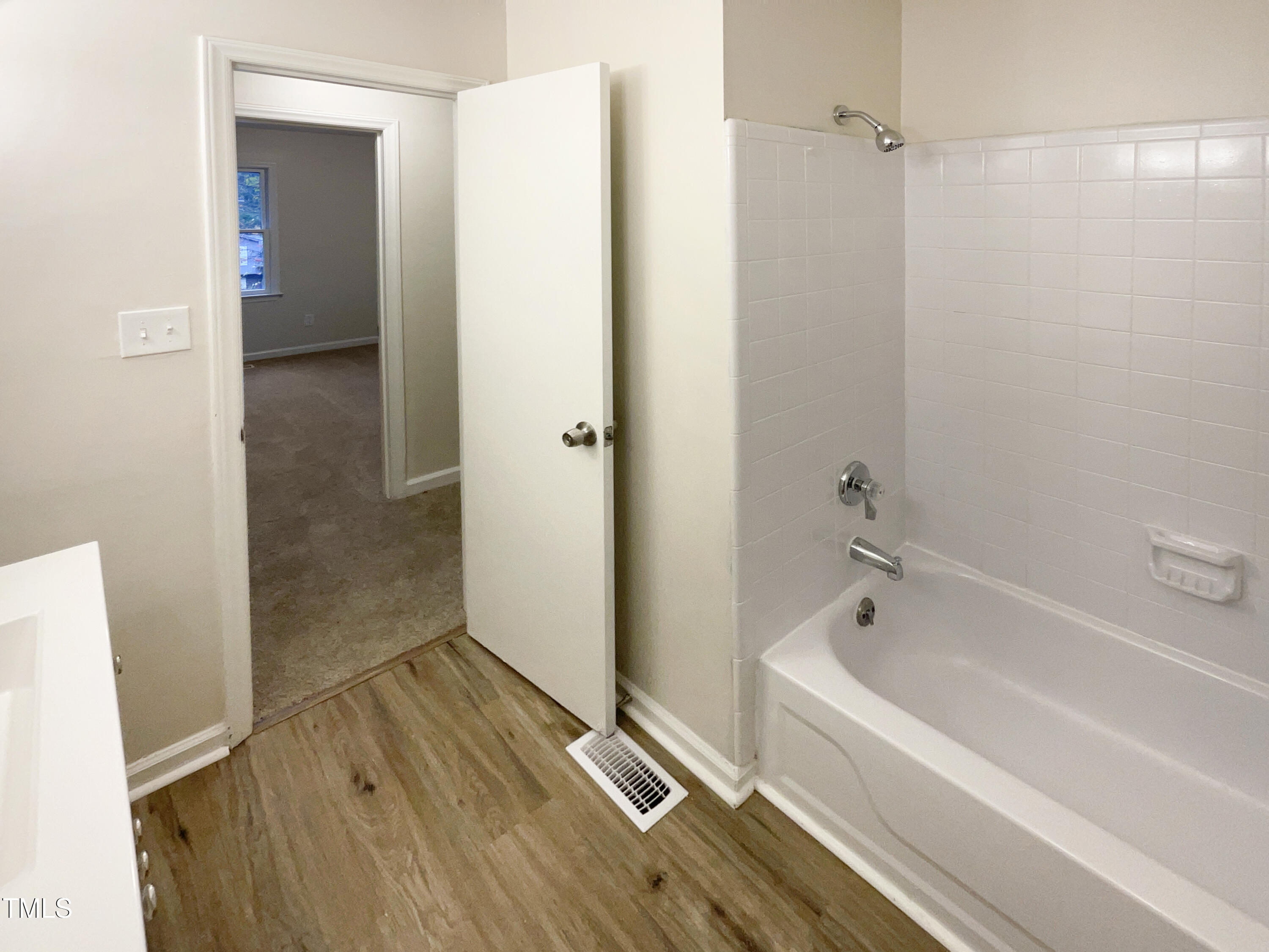 6605 Glendower Road Raleigh, NC 27613 - Photo 12 of 23 photo_12