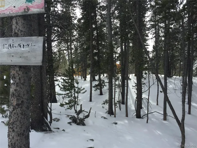 a view of outdoor space with sitting area