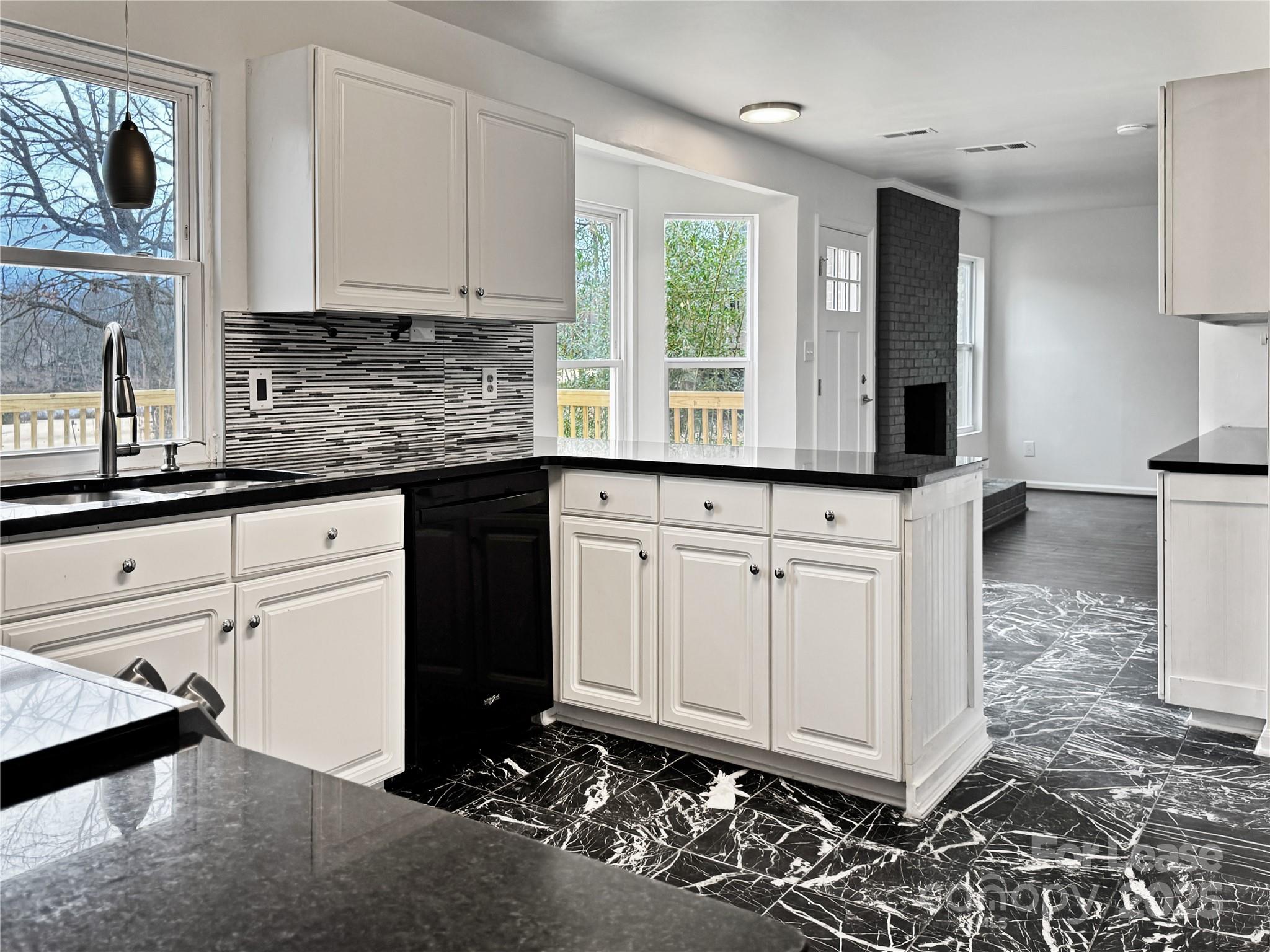 8509 Golf Ridge Drive Charlotte, NC 28277 - Photo 7 of 31