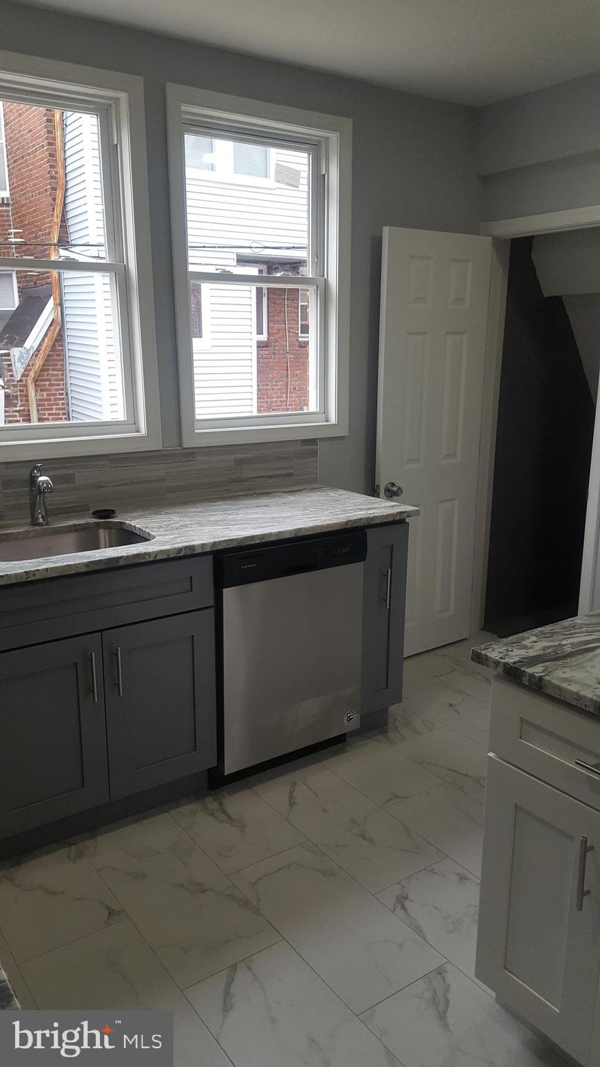 1804 Ashley Road Philadelphia, PA 19126 - Photo 11 of 43 Kitchen