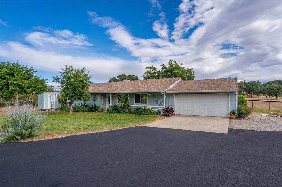 18805 Drake Road Red Bluff, CA 96080 - Photo 5 of 72 04-18805 Drake Rd - E-21