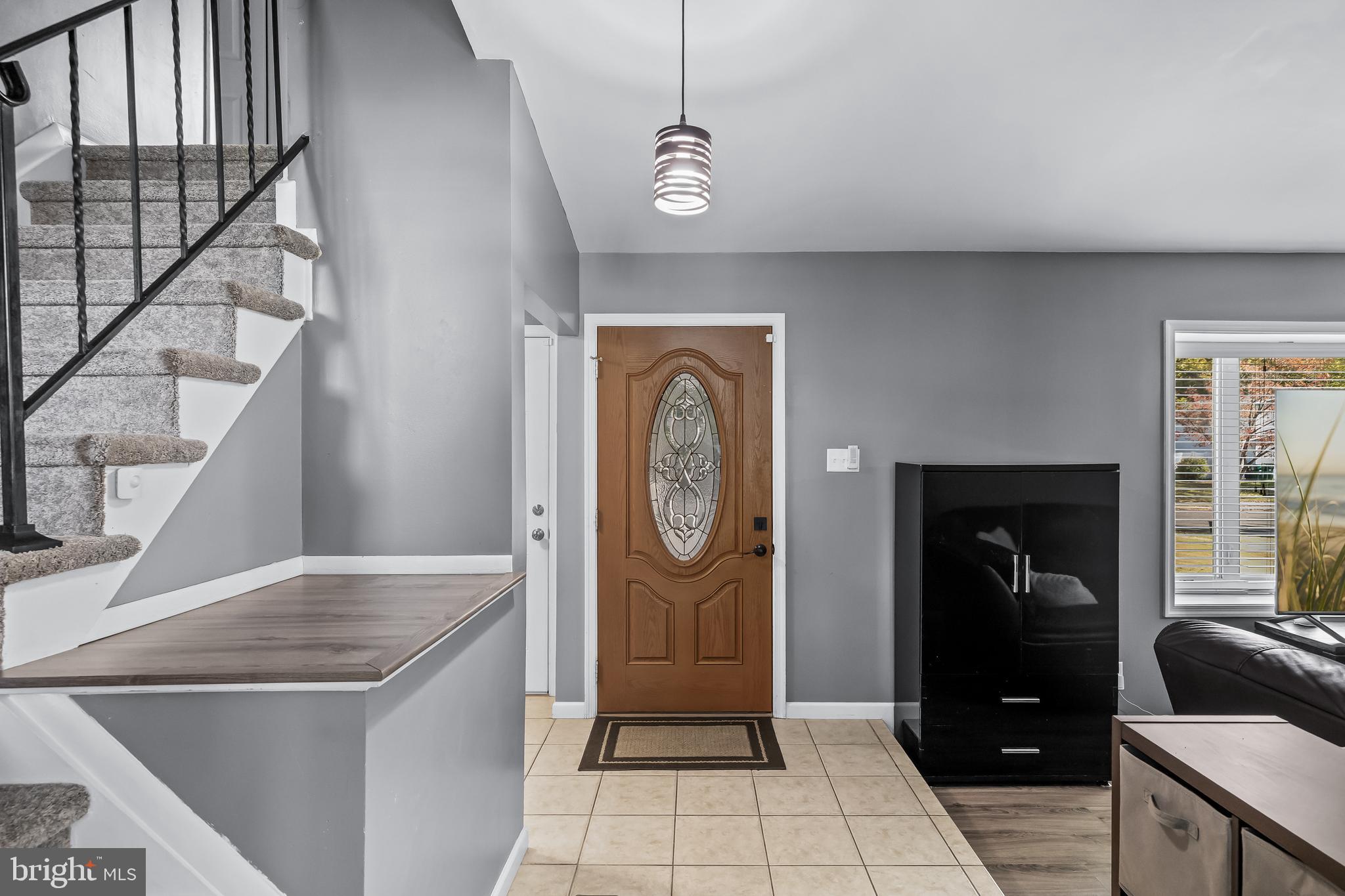 18 Kingsley Road Mount Holly, NJ 08060 - Photo 5 of 27 a view of an entryway with a door