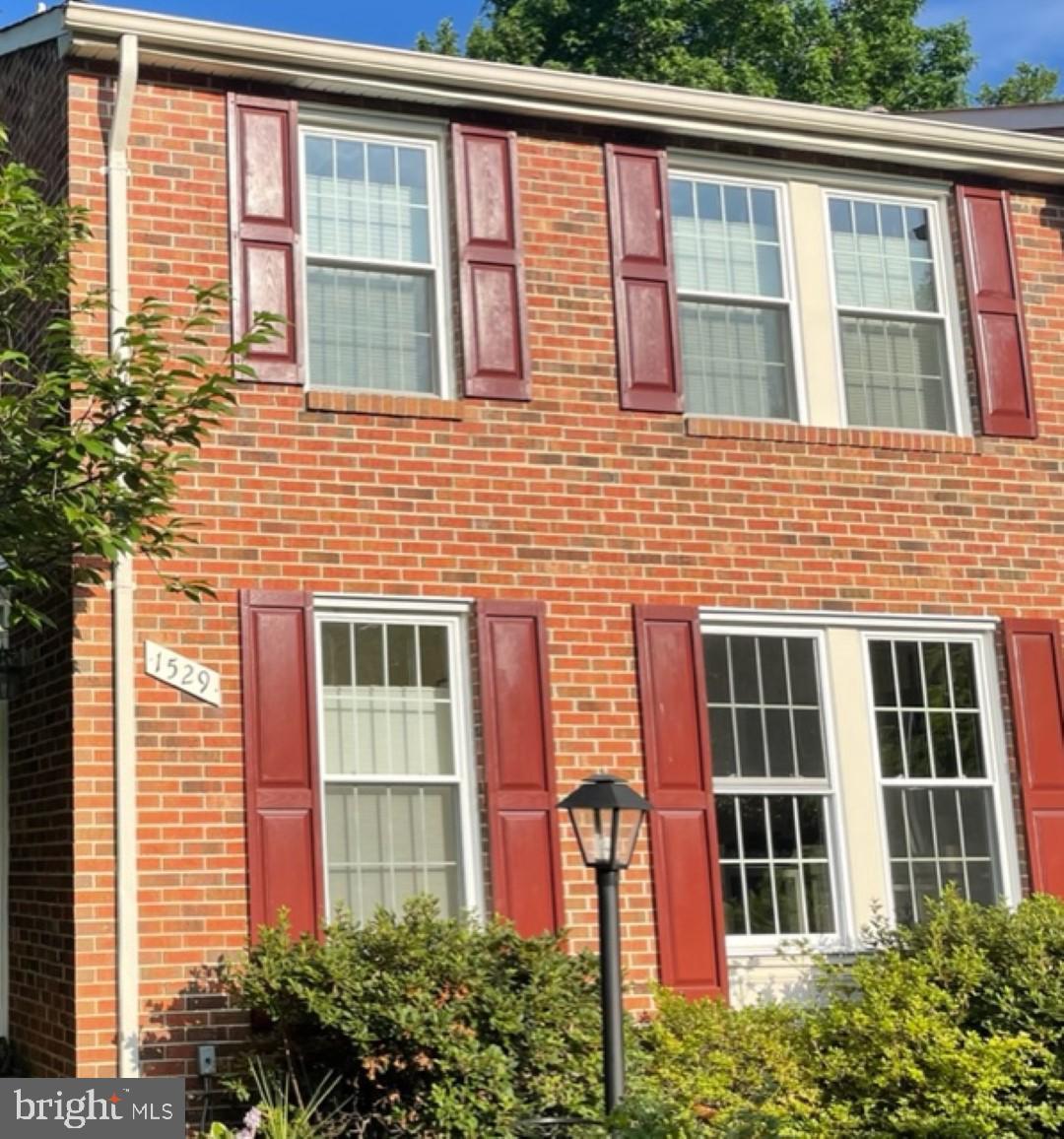 1529 Autumn Ridge Circle Reston, VA 20194 - Photo 1 of 31