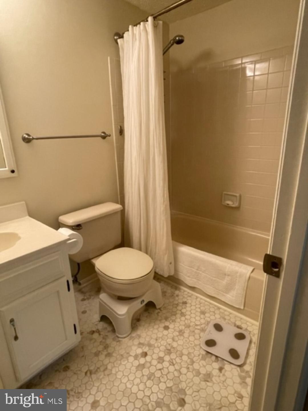 1529 Autumn Ridge Circle Reston, VA 20194 - Photo 17 of 31