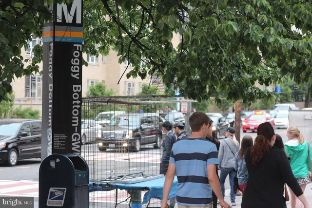 $1,175,000 | 1099 22nd Street Northwest, Unit 601, Washington, DC 20037