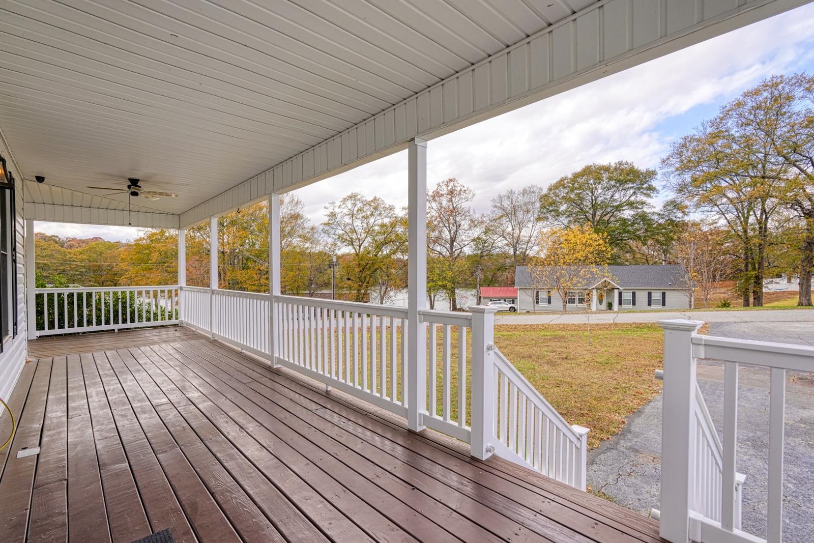 121 Boat Drive Chesnee, SC 29323 - Photo 4 of 31