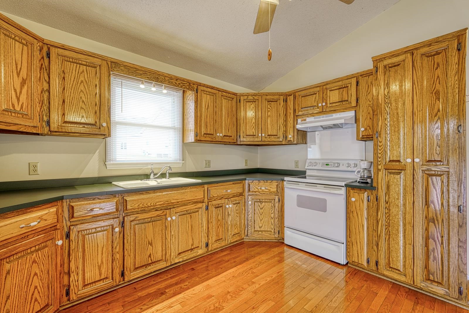 121 Boat Drive Chesnee, SC 29323 - Photo 9 of 31