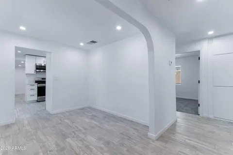 $375,000 | 2133 West Colter Street, Phoenix, AZ 85015