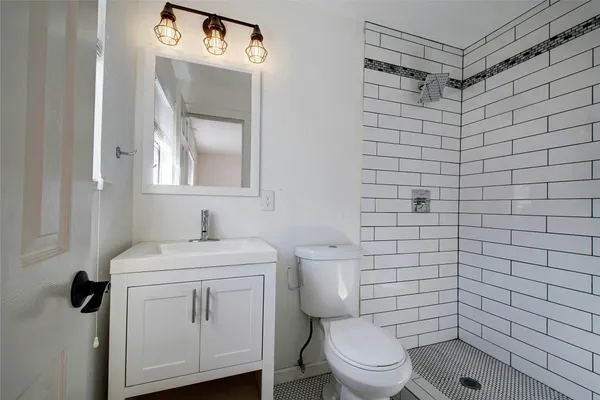 $2,100 | 6803 Santos Street, Austin, TX 78741