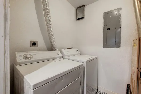 $2,100 | 6803 Santos Street, Austin, TX 78741