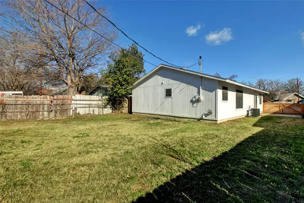 $2,100 | 6803 Santos Street, Austin, TX 78741