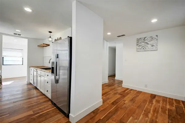 $2,100 | 6803 Santos Street, Austin, TX 78741