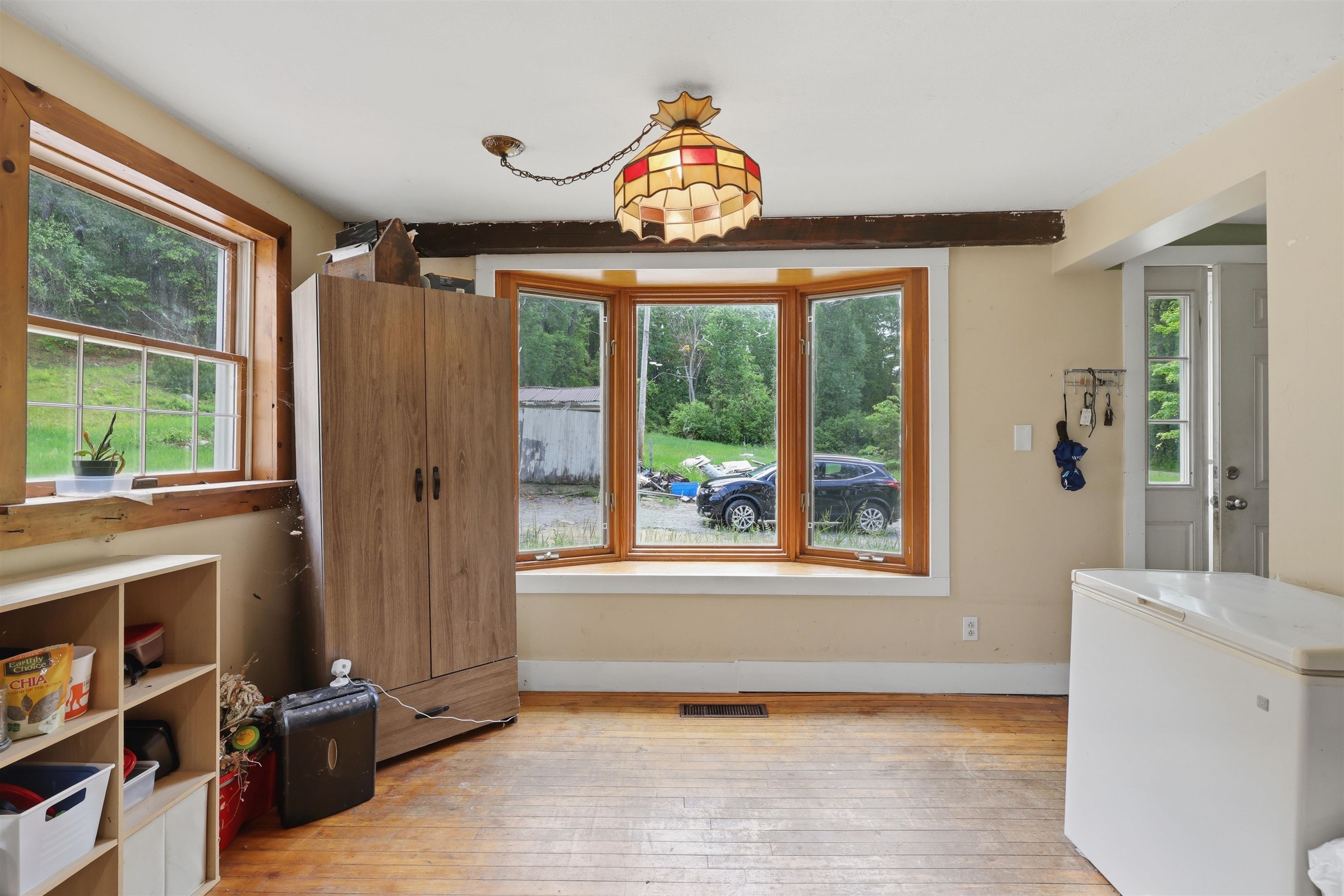 32 East Lull Place New Boston, NH 03070 - Photo 13 of 27