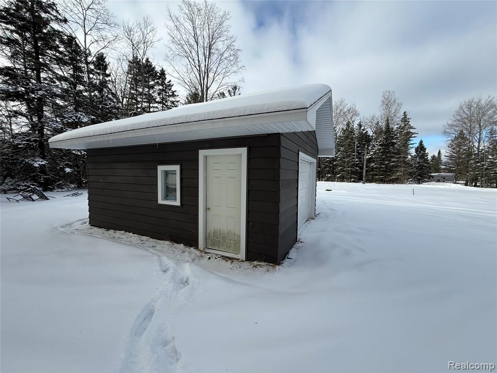 4443 Cherry Road Lincoln, MI 48742 - Photo 6 of 7