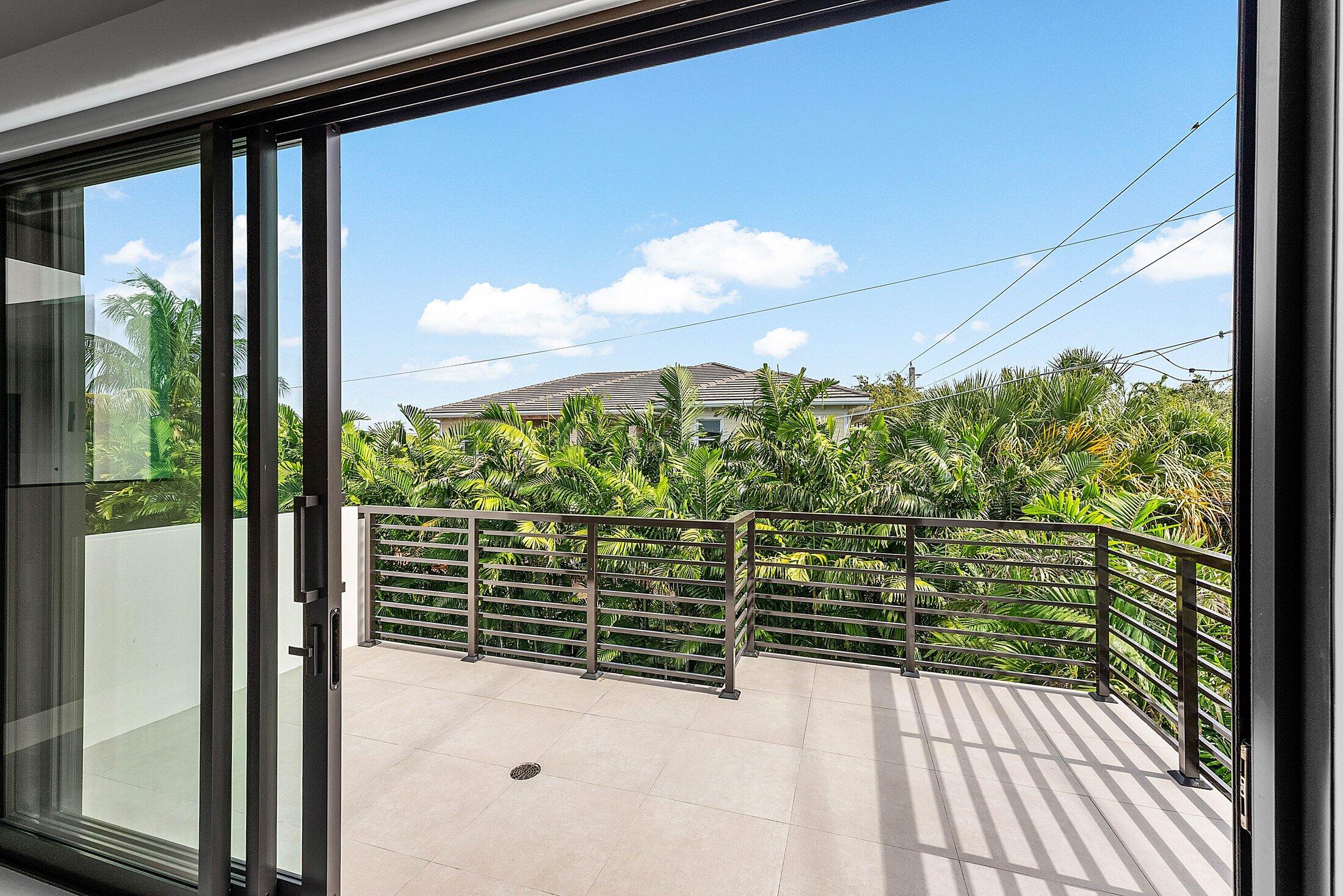 499 Northeast 4th Street Boca Raton, FL 33432 - Photo 46 of 69 048-499Northeast4thStreet-BocaRaton-FL-3