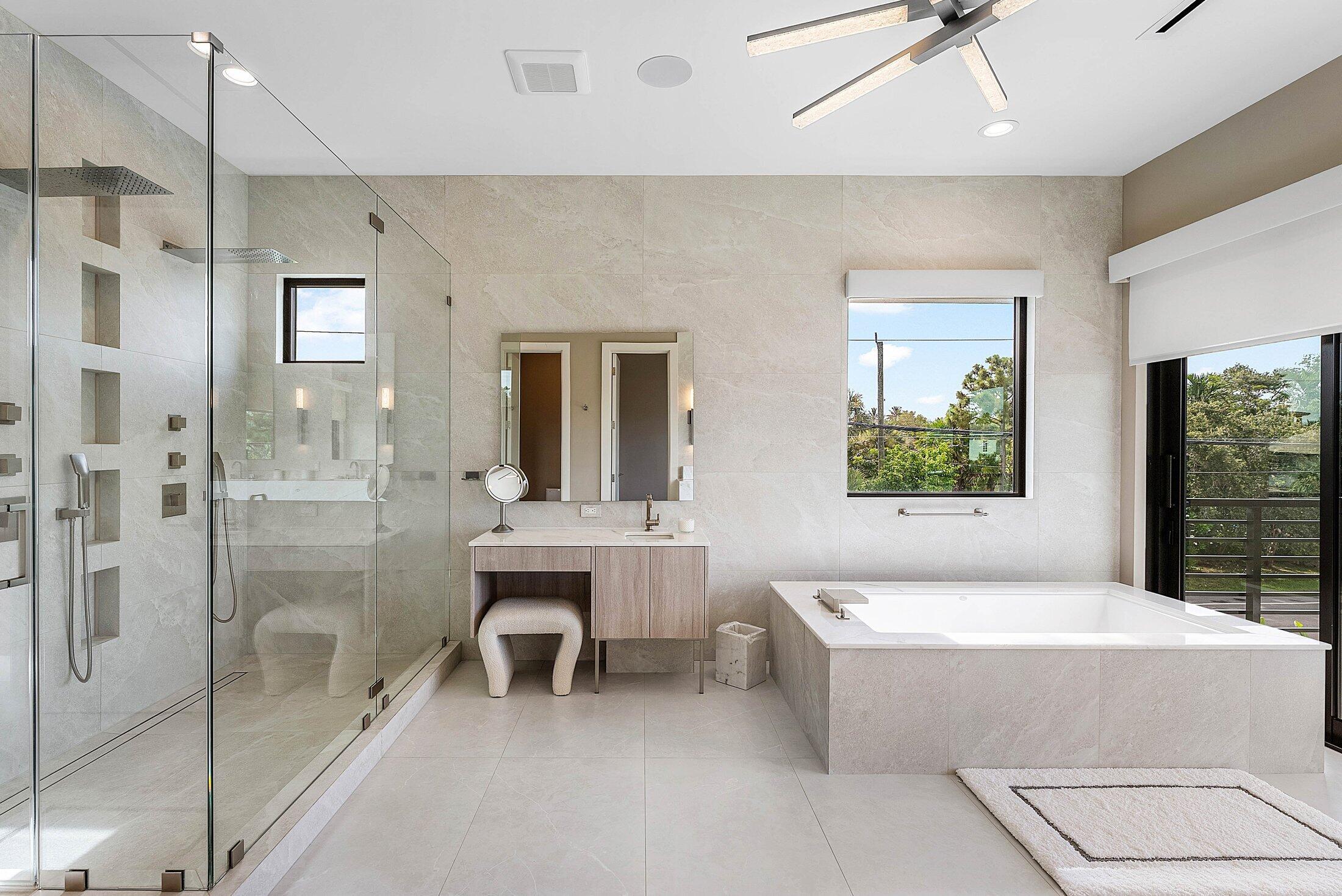 499 Northeast 4th Street Boca Raton, FL 33432 - Photo 48 of 69 050-499Northeast4thStreet-BocaRaton-FL-3