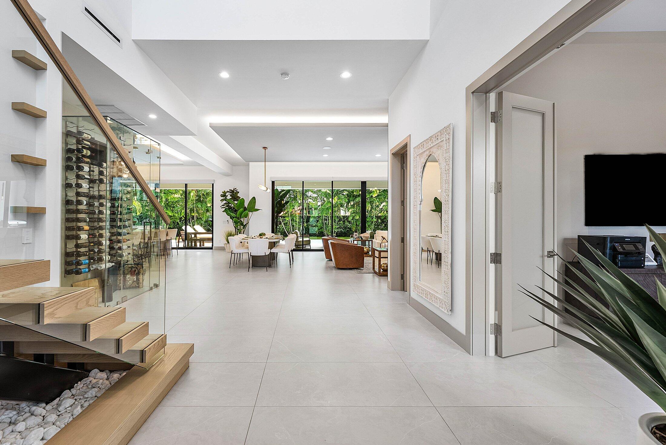 499 Northeast 4th Street Boca Raton, FL 33432 - Photo 8 of 69 008-499Northeast4thStreet-BocaRaton-FL-3